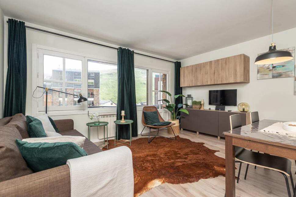 Mikka-Mundial Luxe Apartment Пас де ла Каса Екстериор снимка